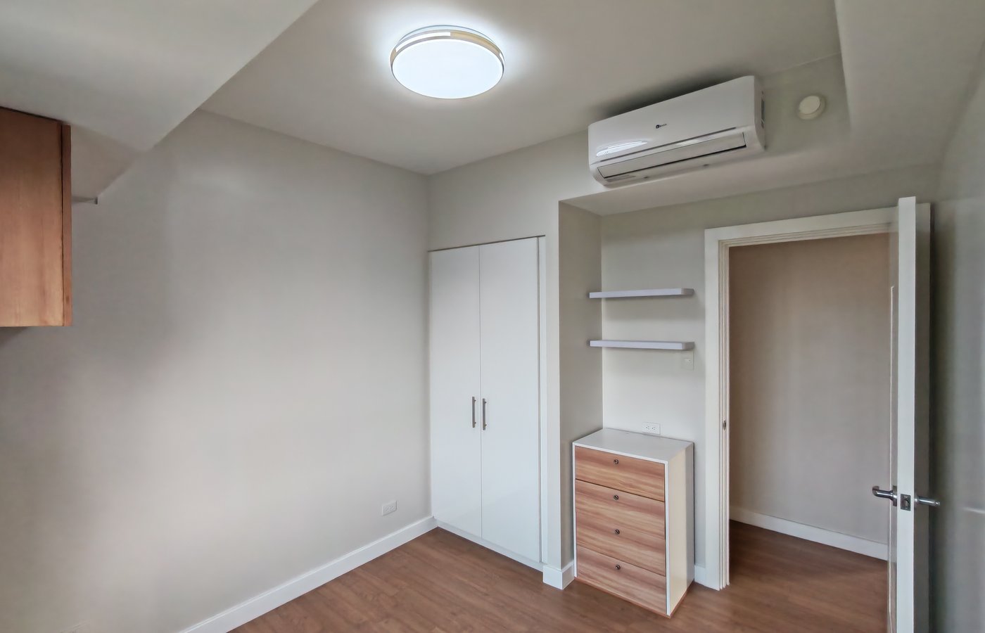 3BR Condo for Lease in Katipunan