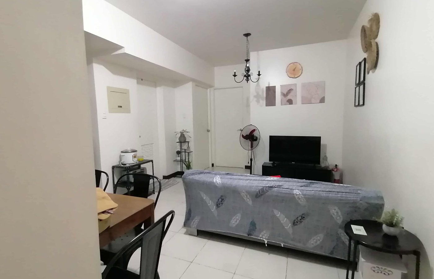 Photo 3 of 8 — 2BR condo for sale, Lumiere Residences, Pasig