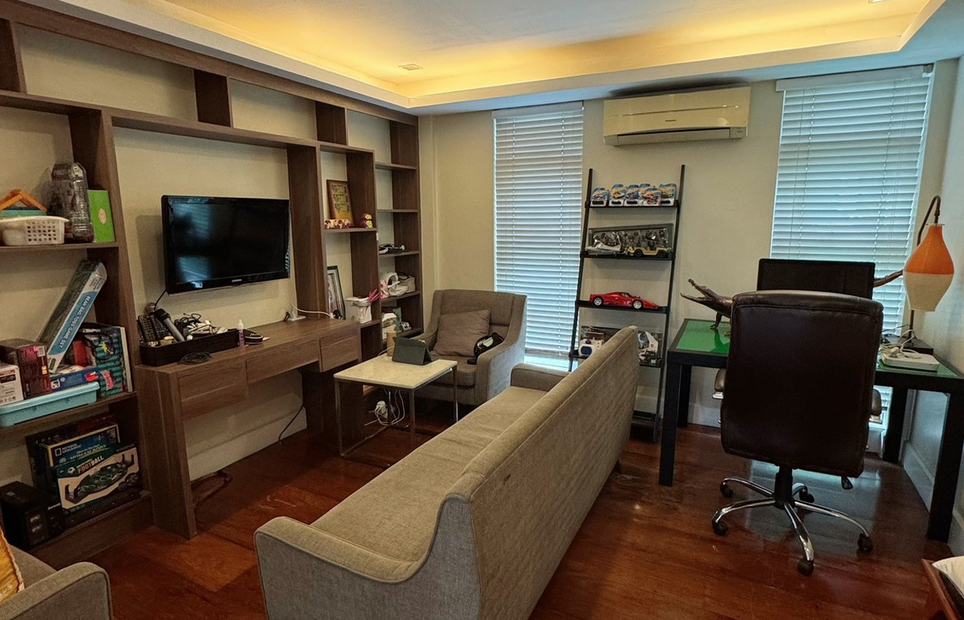 Photo 7 of 10 — 6BR house for sale, White Plains, Quezon City