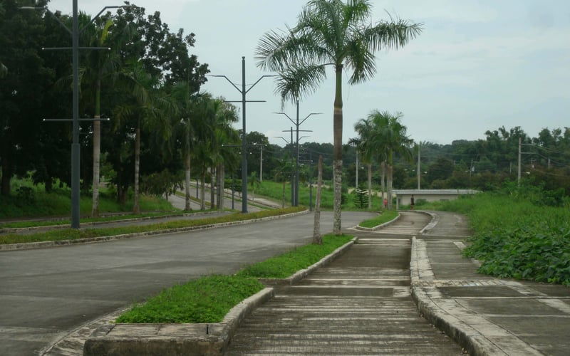 COMMERCIAL LOT IN ILOILO
