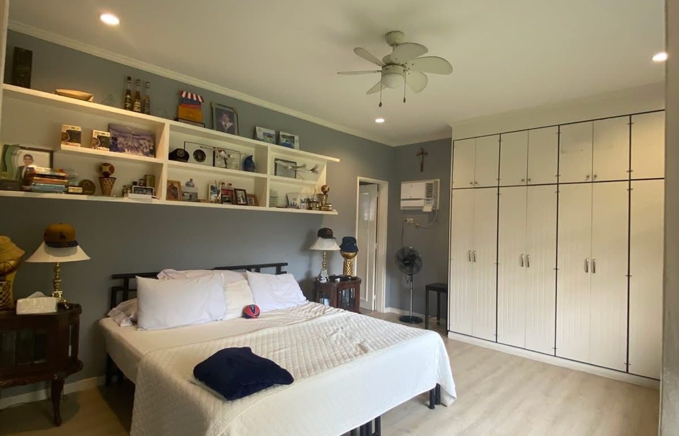 Photo 3 of 10 — 5BR house for sale, Ayala Alabang Village, Muntinlupa
