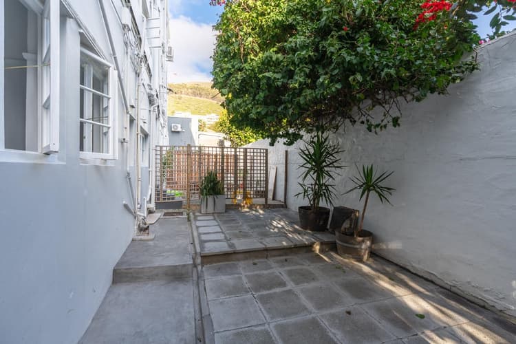 Main property image