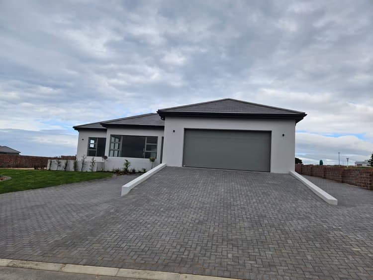 Main property image