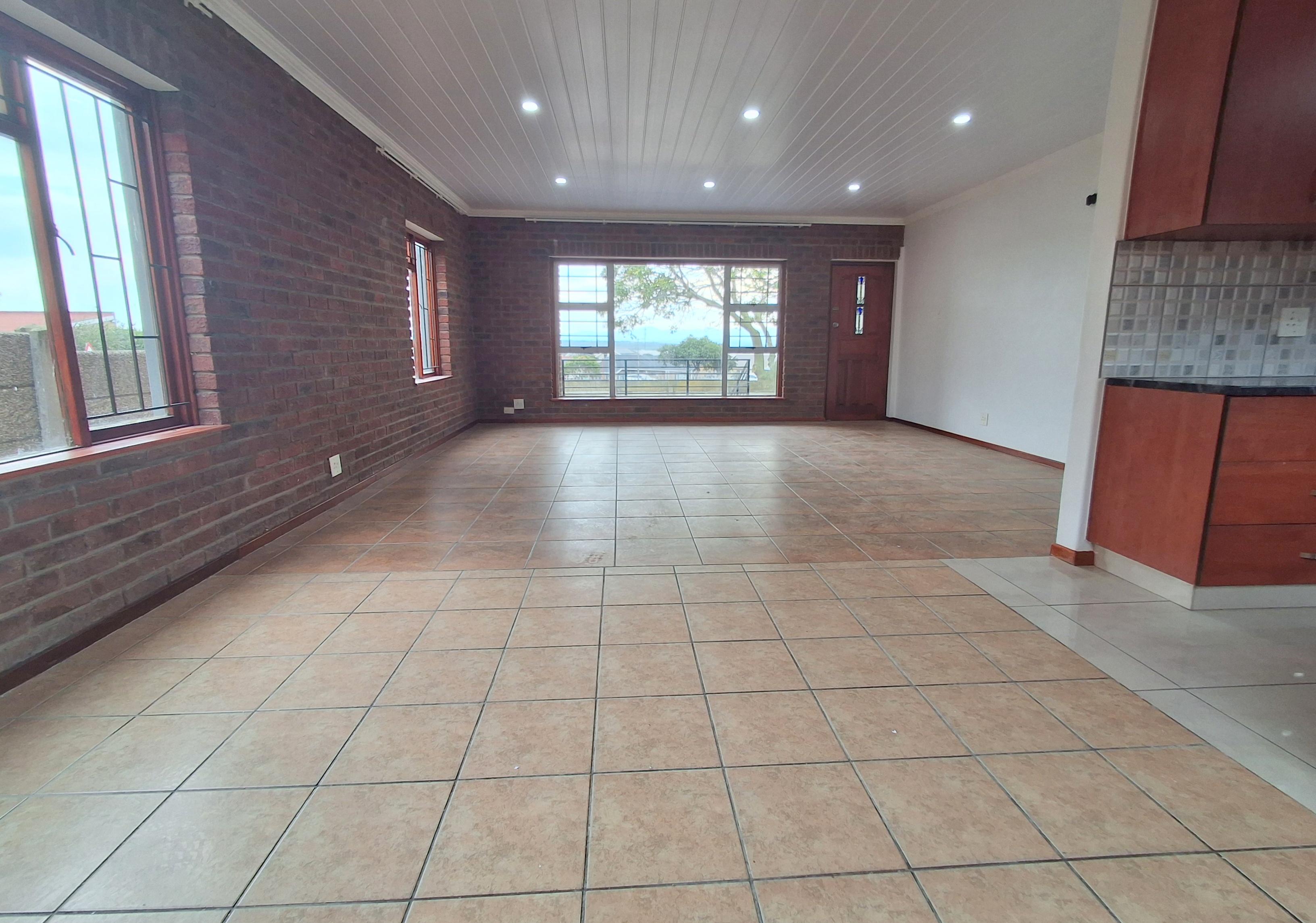 Image 3 of 6