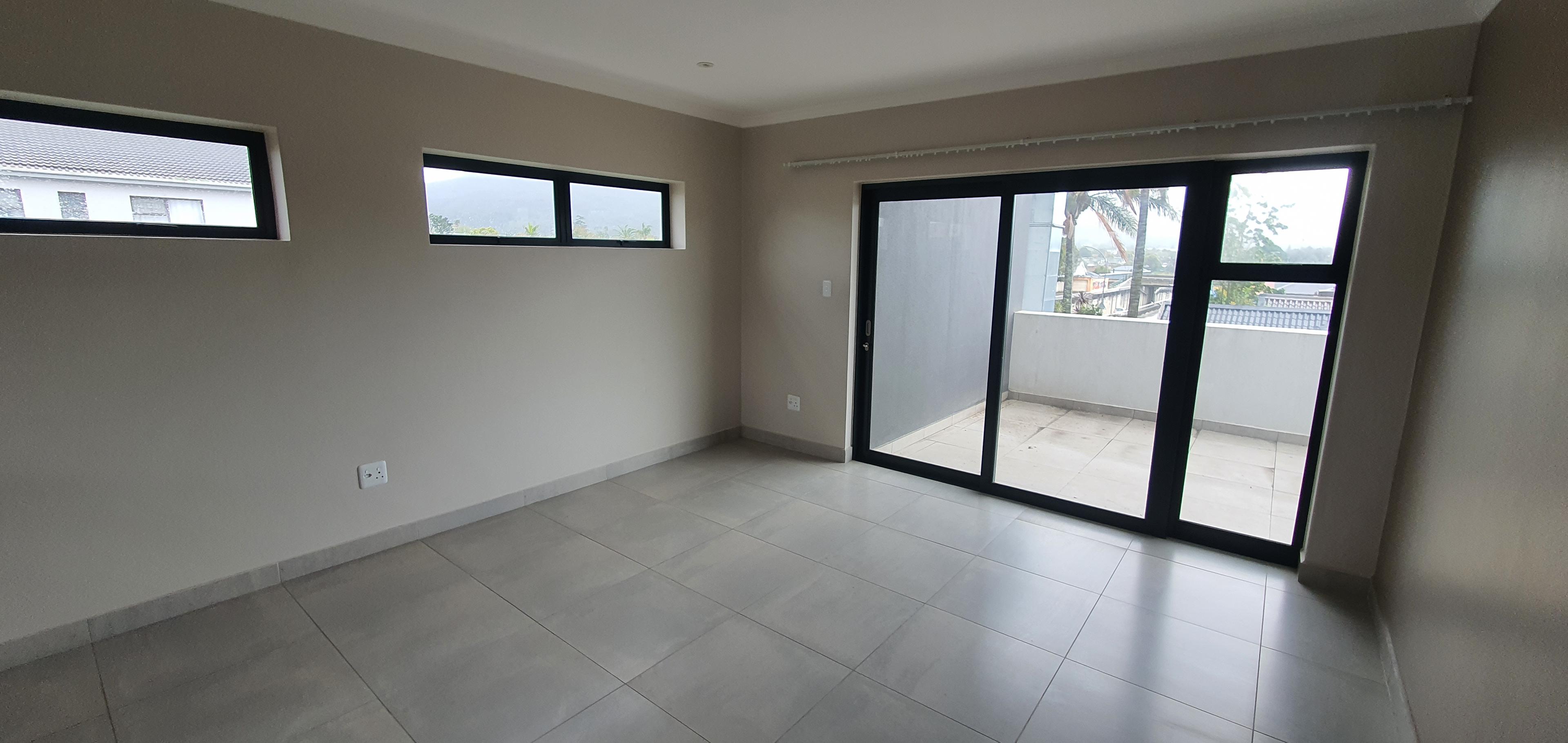 Image 2 of 6
