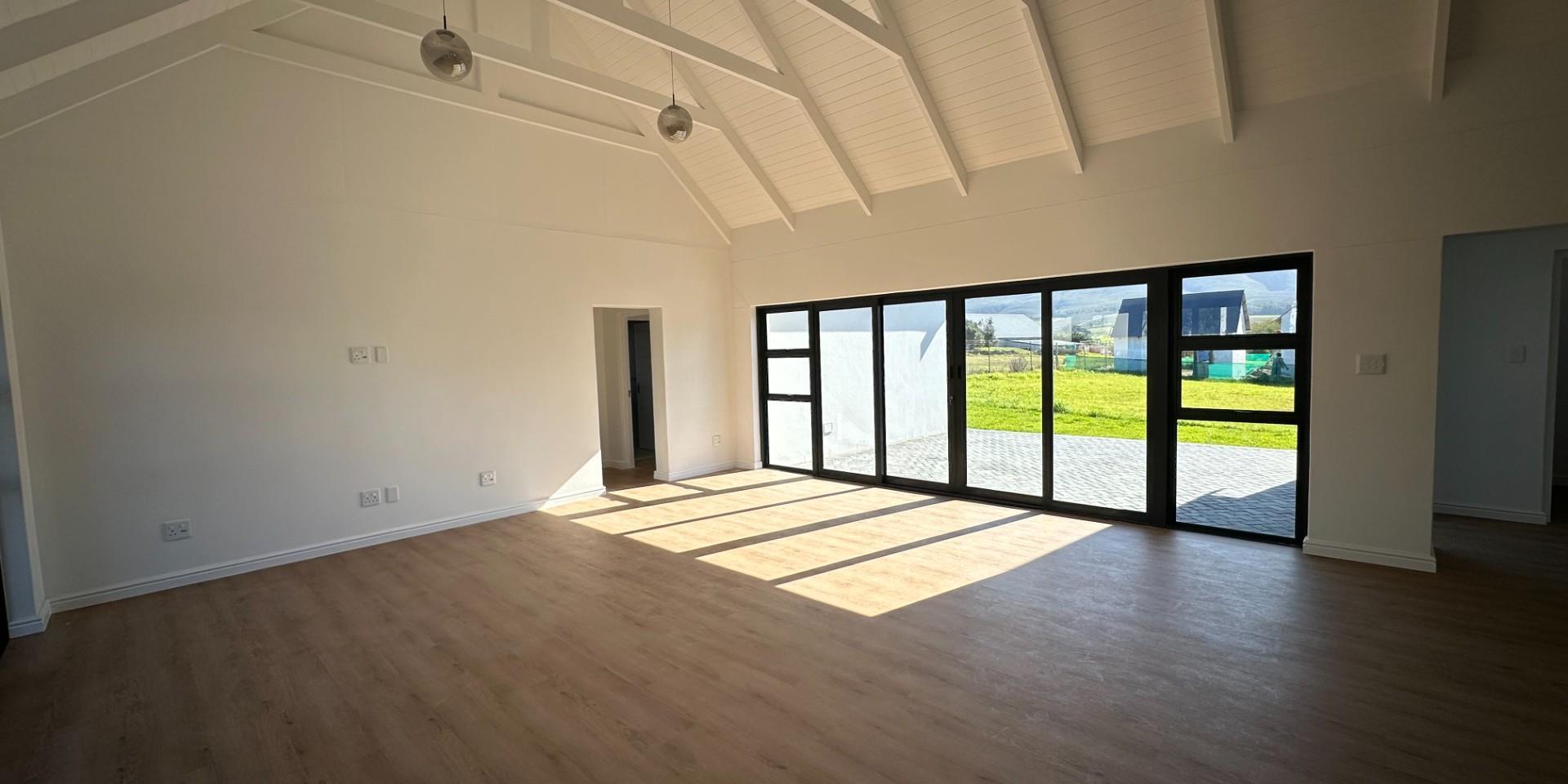 Image 4 of 6