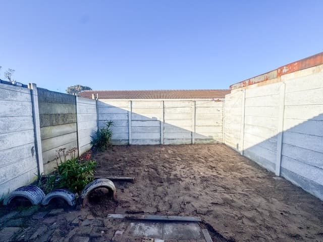 Image 1 of 6