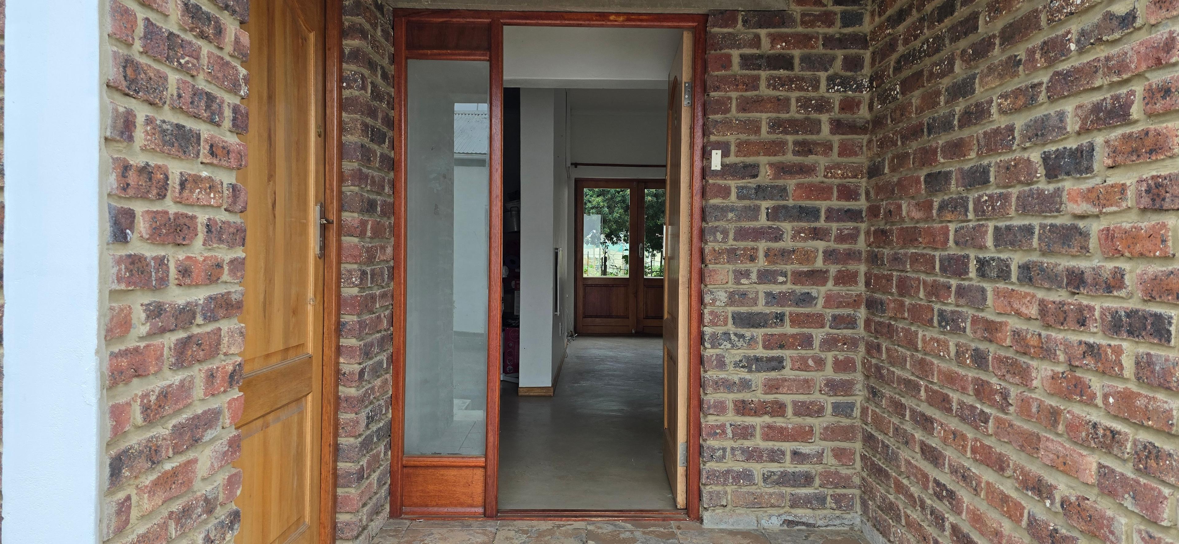 Image 2 of 6