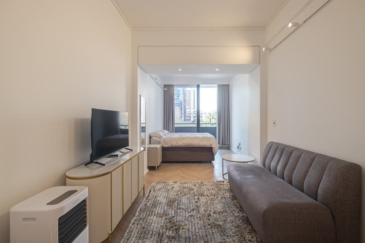 Main property image