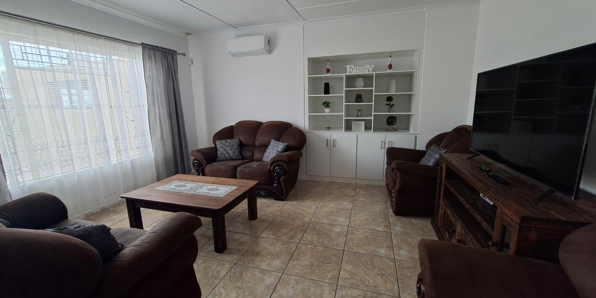 Image 2 of 6