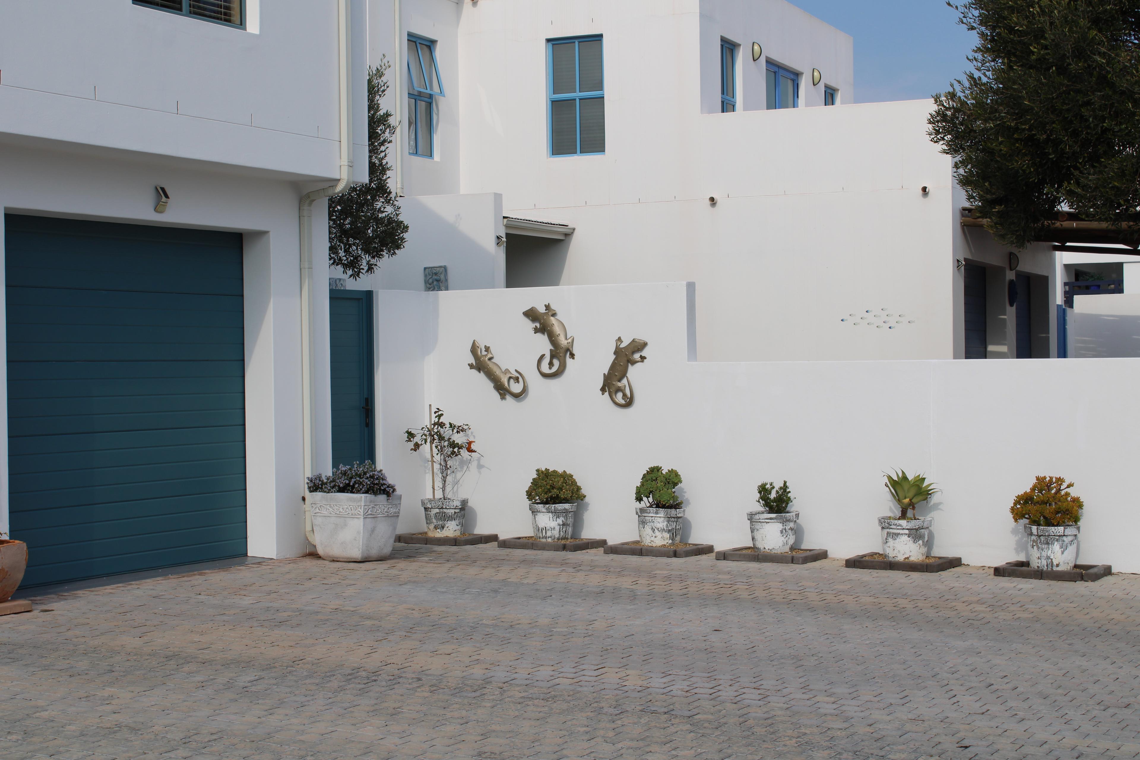 Image 5 of 6