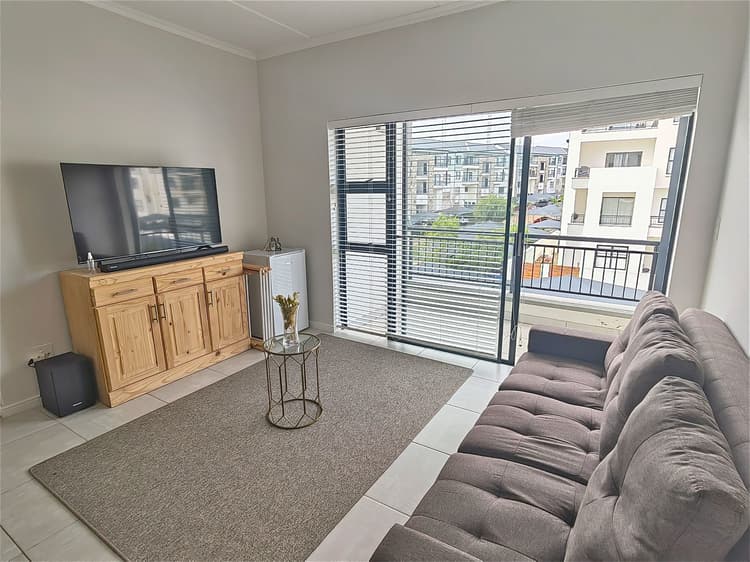 Main property image