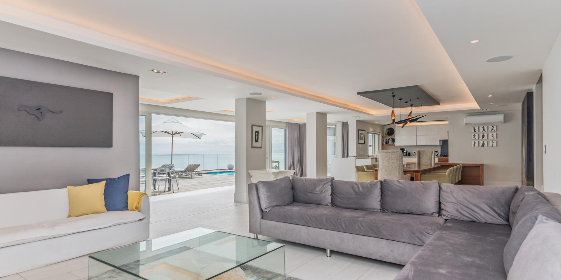 Image 3 of 6