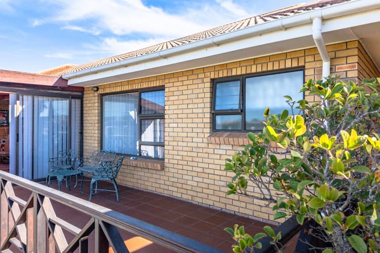 Main property image