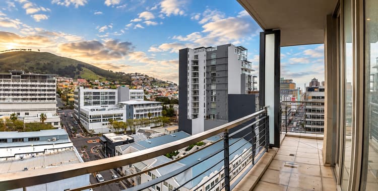 Main property image