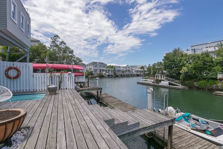 Main property image