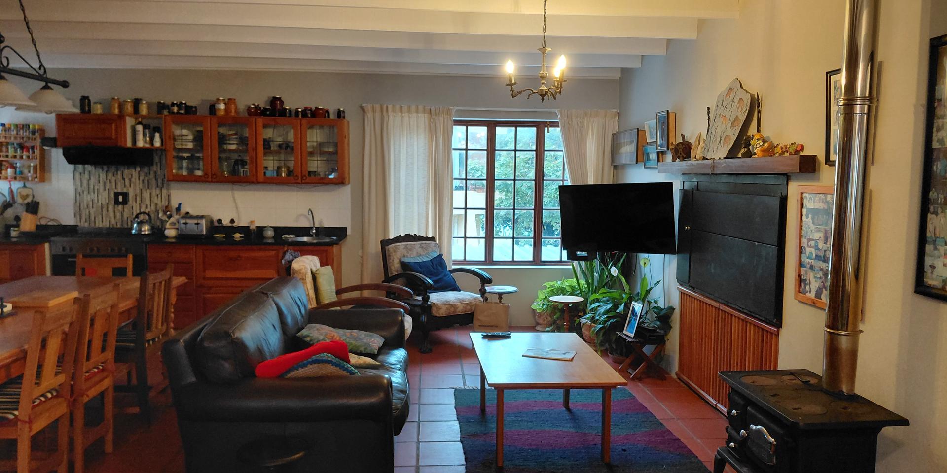 Image 4 of 6