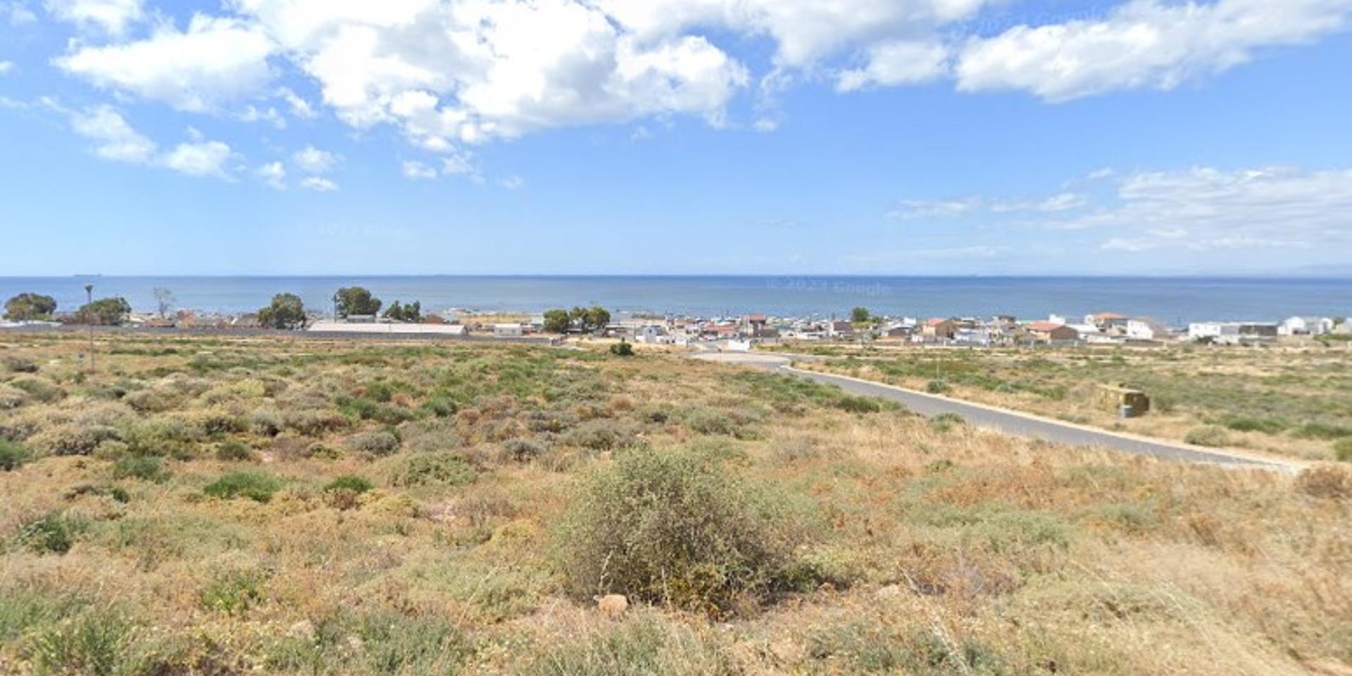 Image 3 of 6