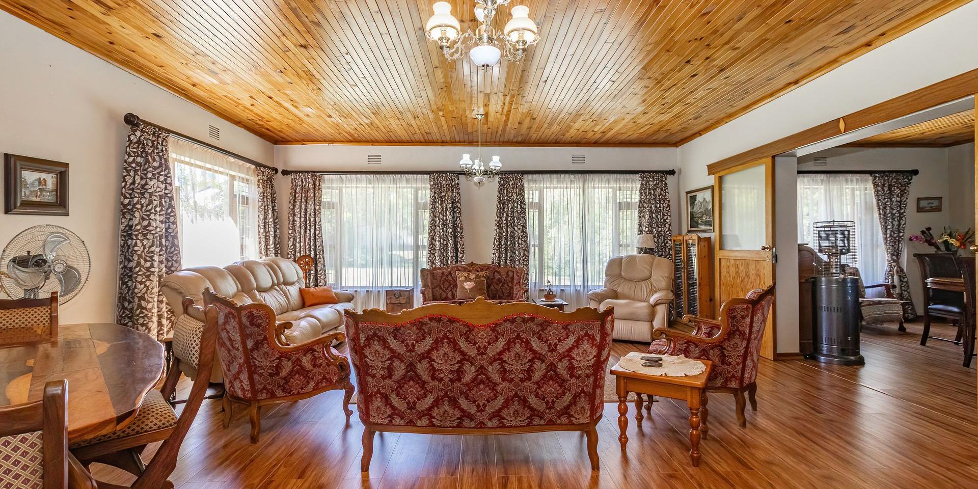 Image 4 of 6