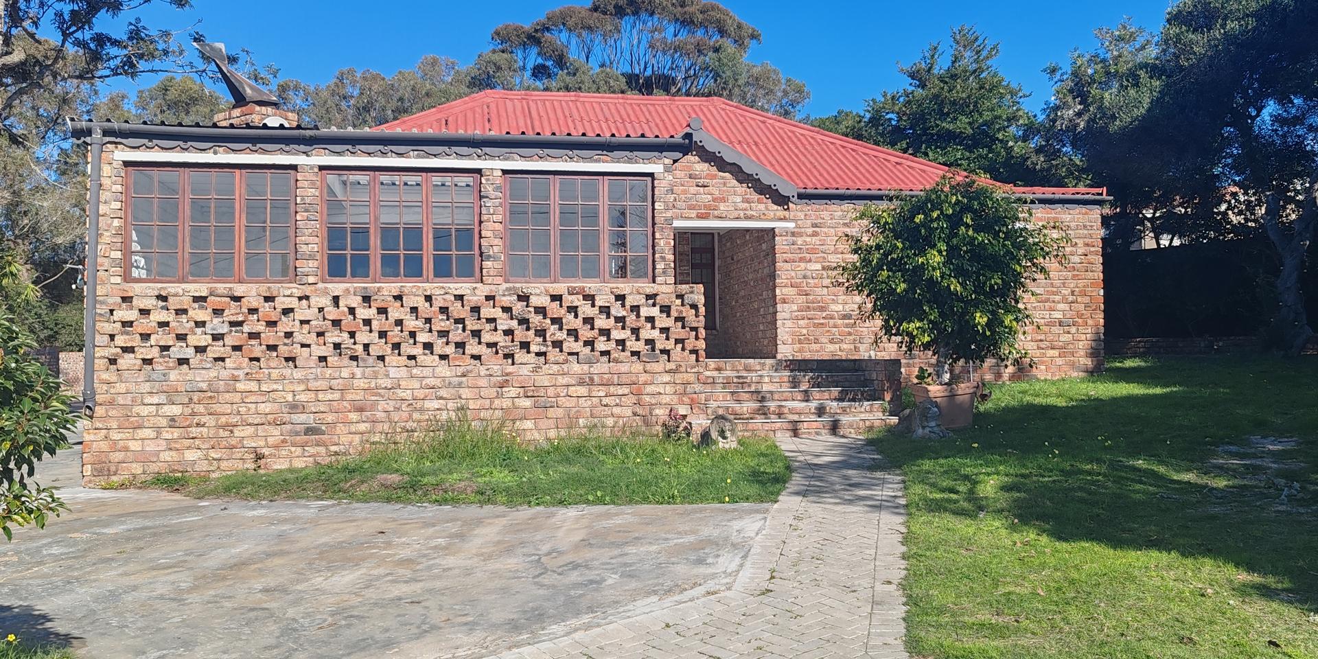 Image 4 of 6