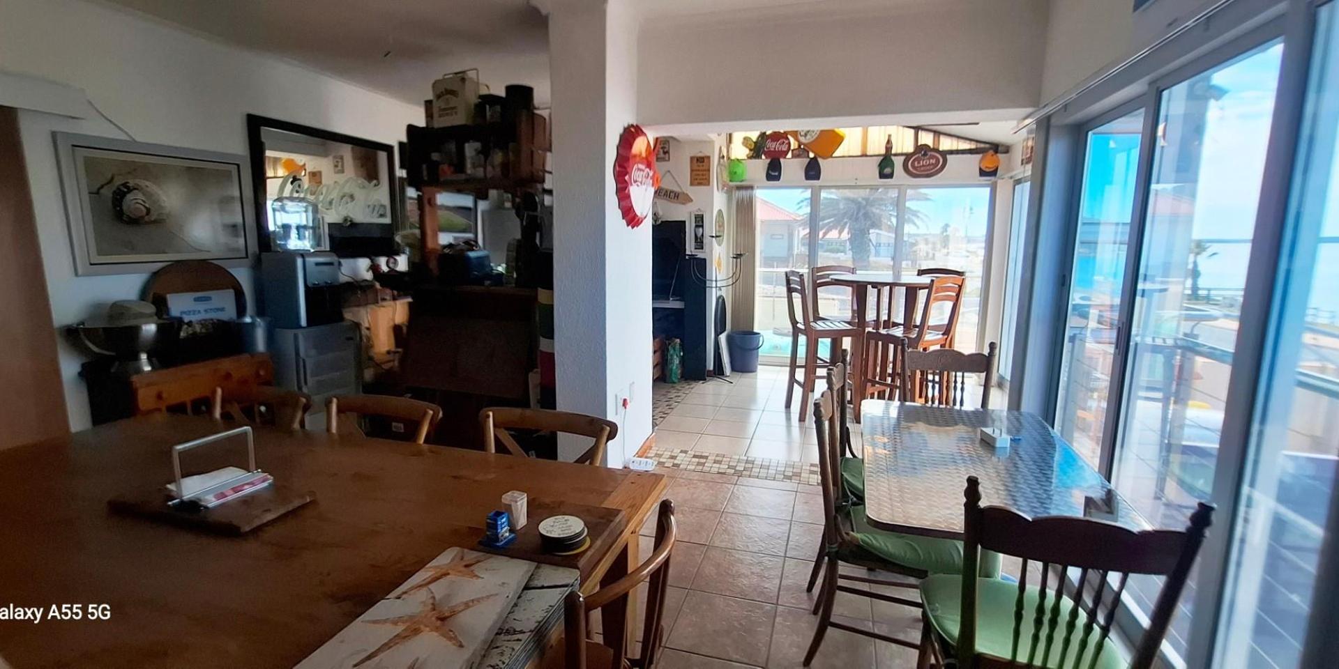 Image 3 of 6