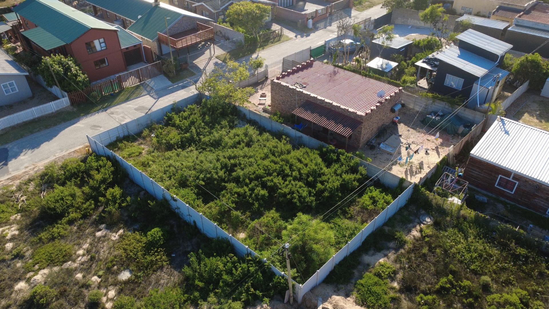 Image 4 of 6