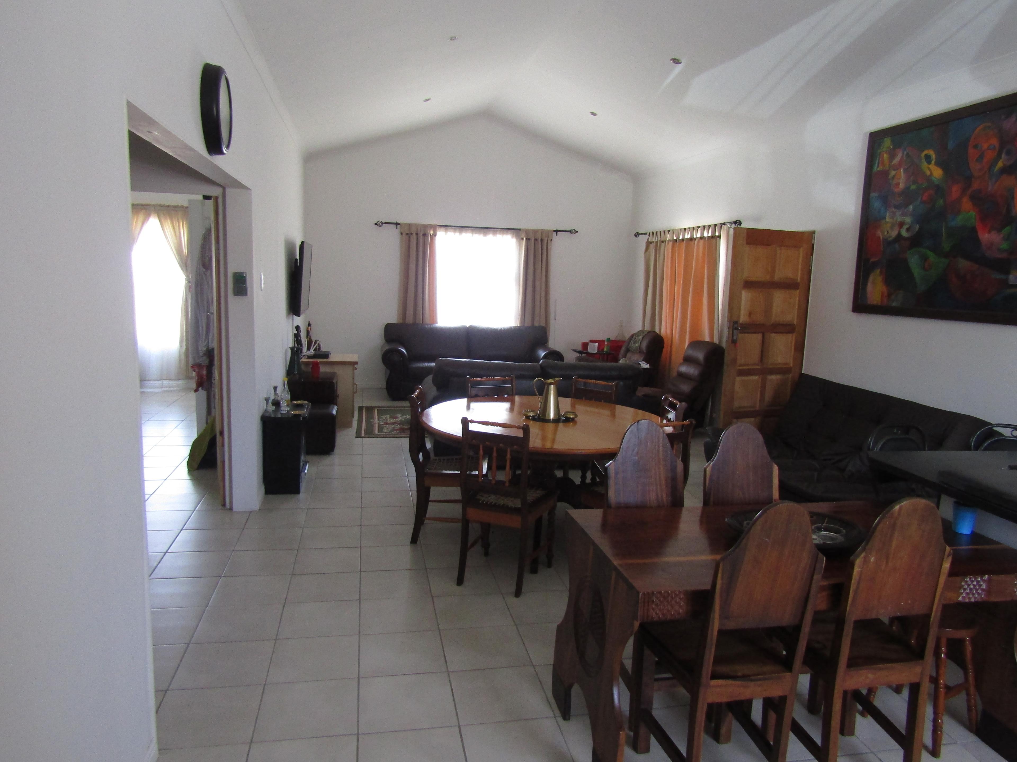 Image 2 of 6