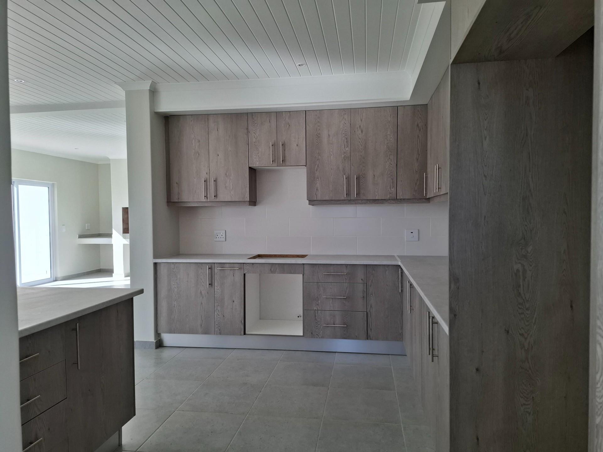 Image 5 of 6