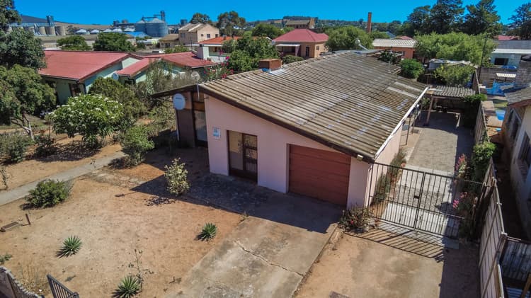 Main property image