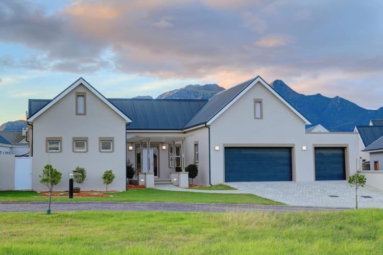 Main property image