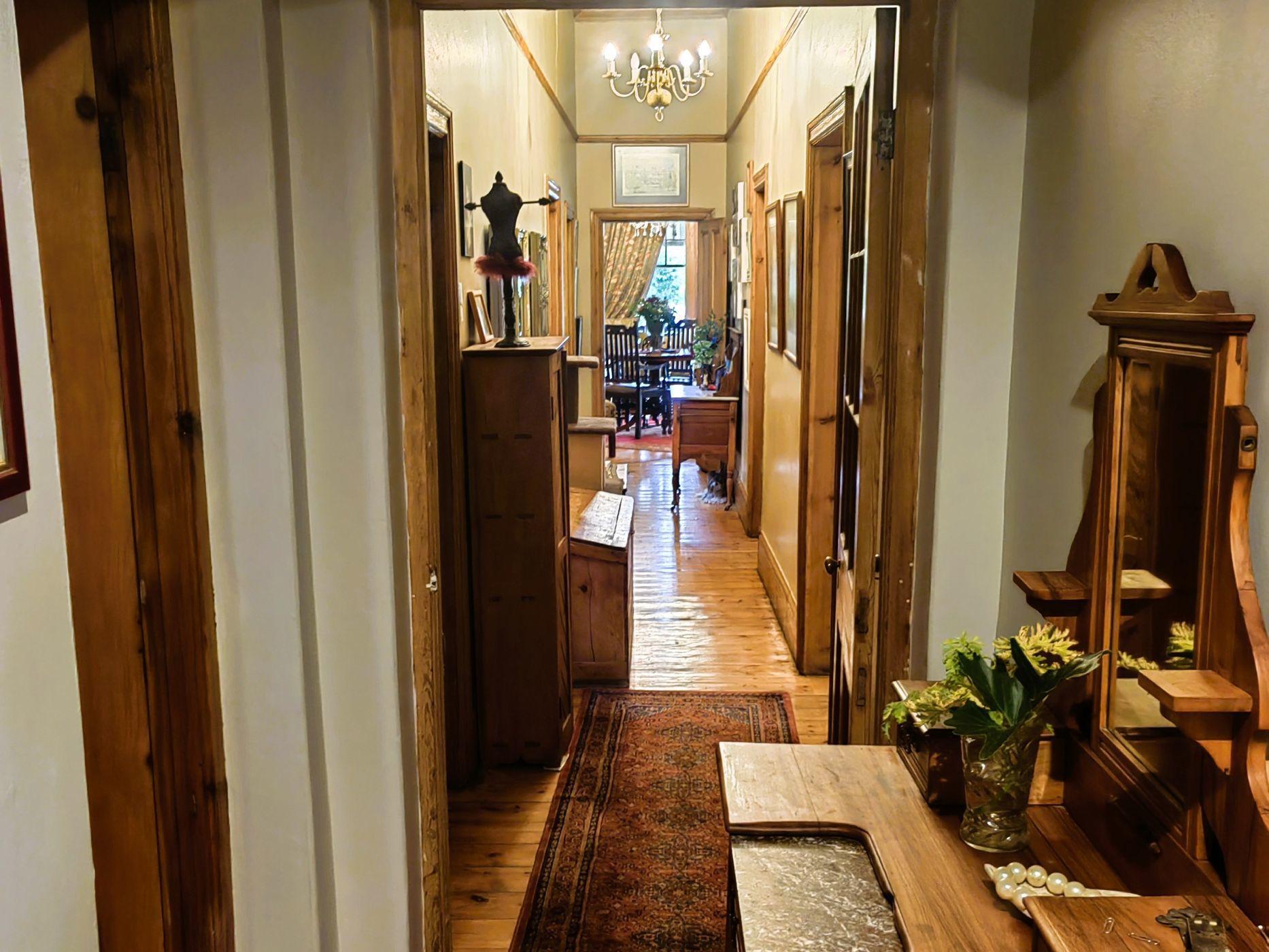 Image 4 of 6