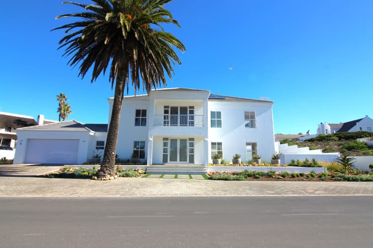 Main property image