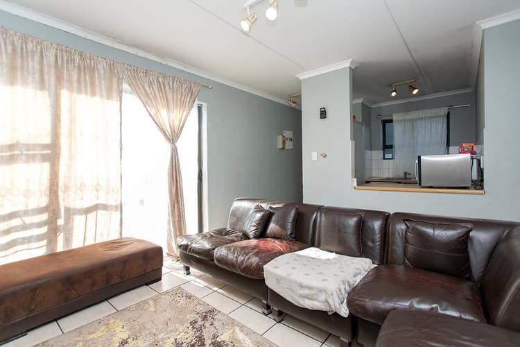 Main property image