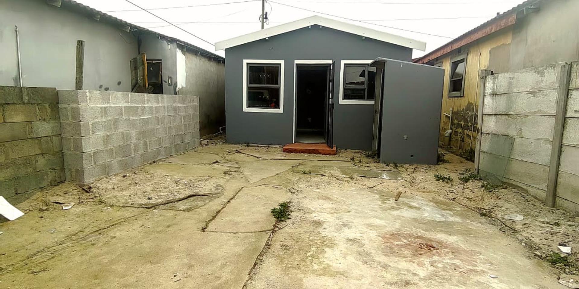 Image 1 of 6
