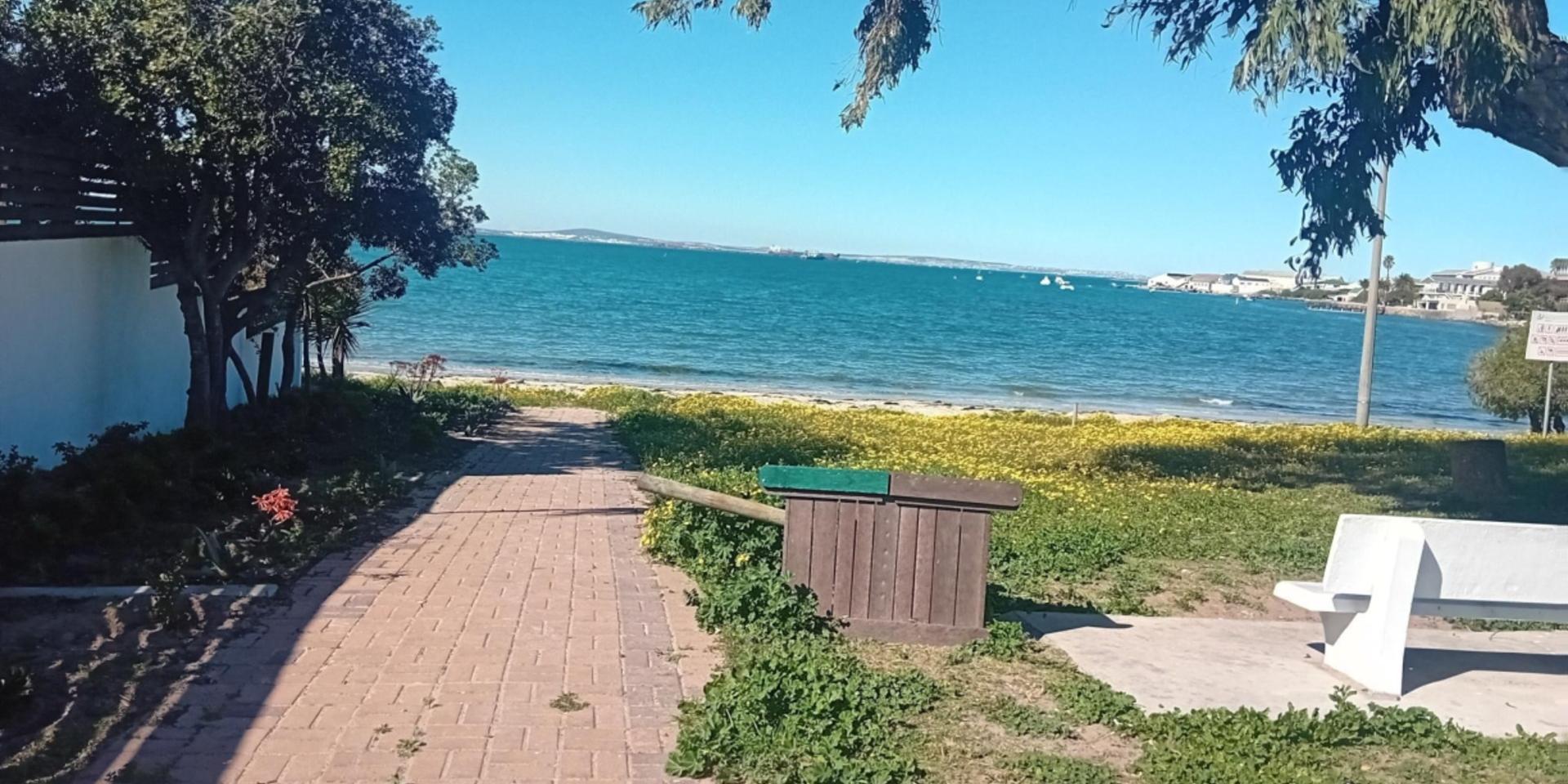 Image 3 of 6
