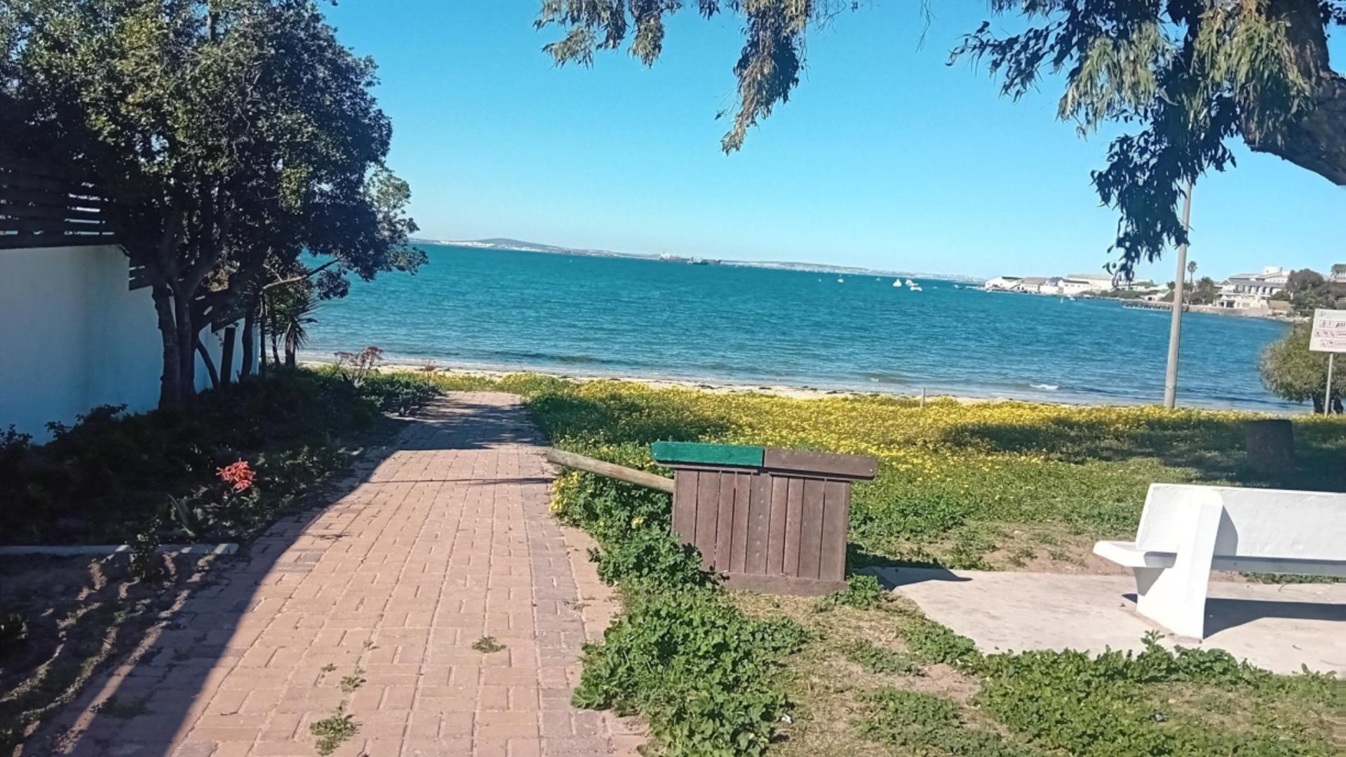 Image 5 of 6
