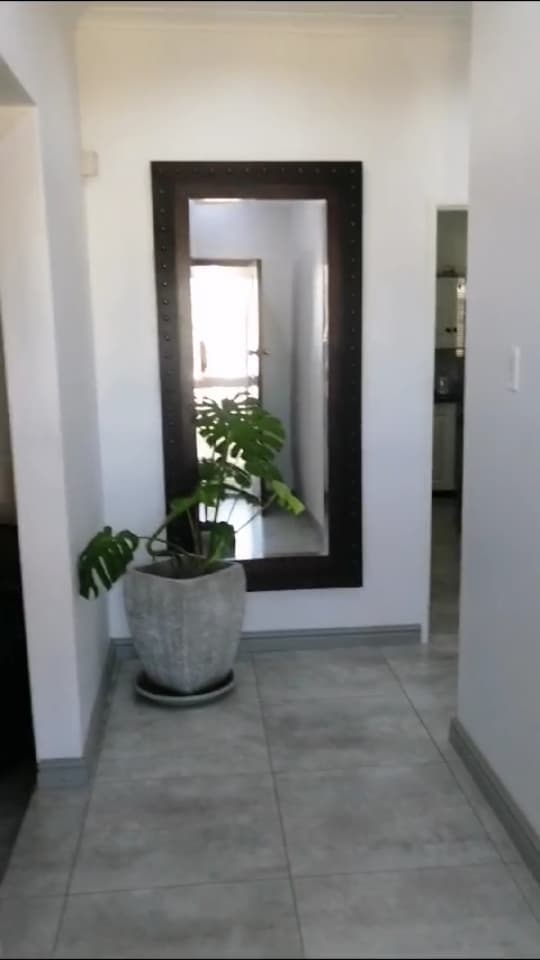 Image 5 of 6