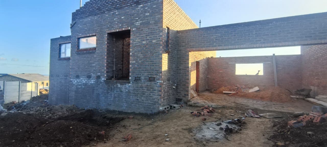 Image 4 of 6