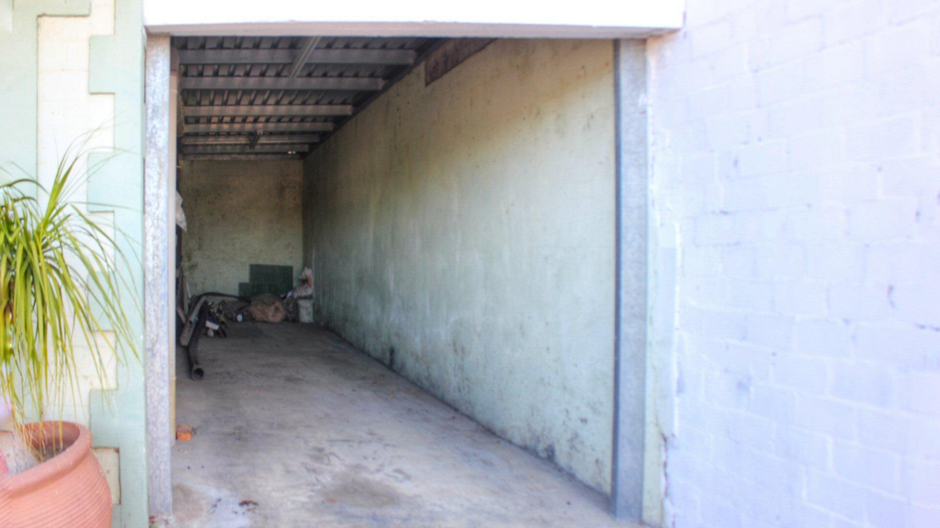 Image 12