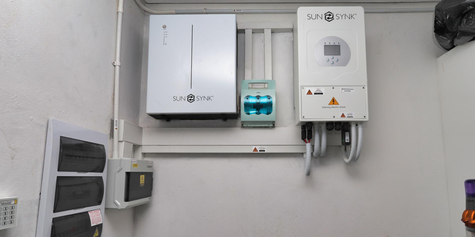 Image 1 of 6