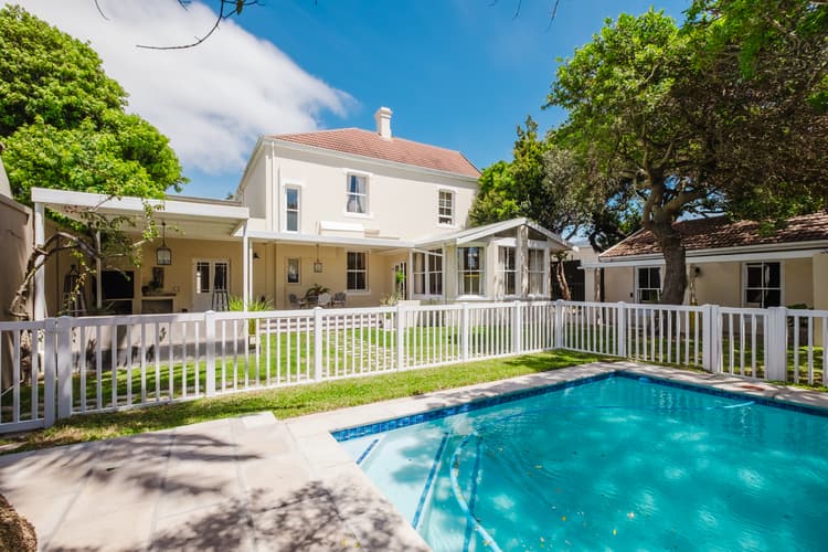 Main property image
