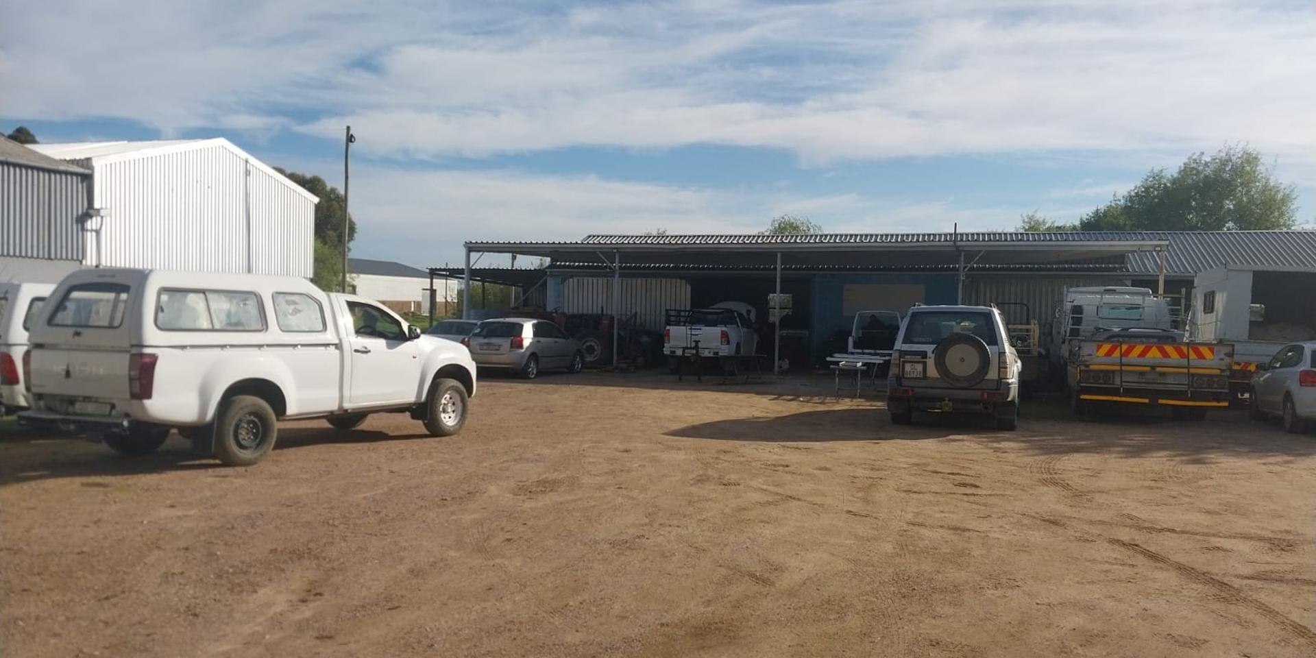 Image 4 of 6