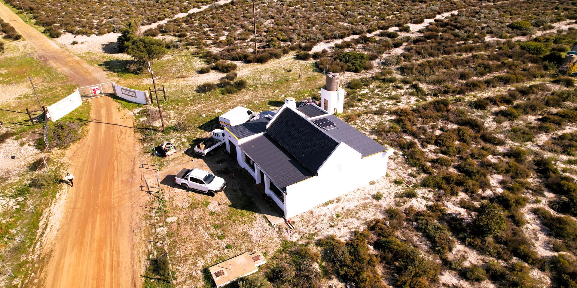 Image 3 of 6