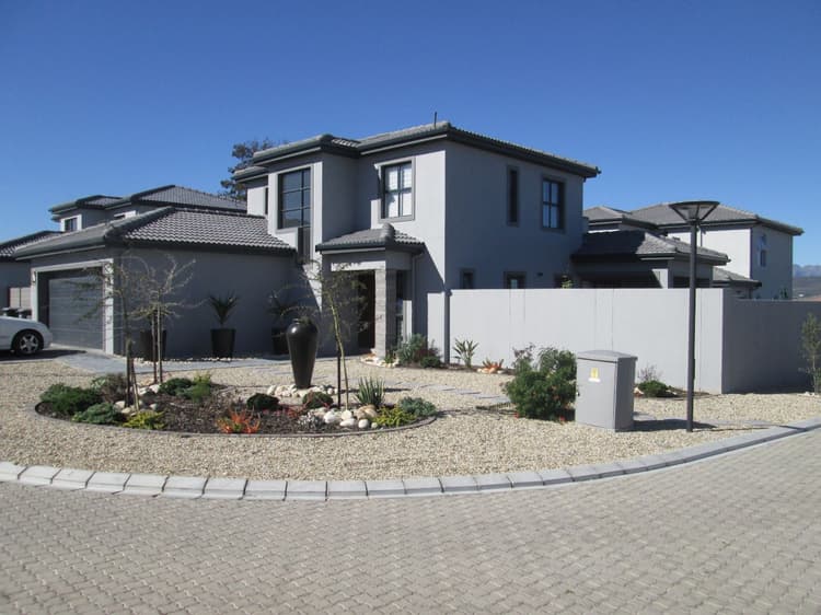 Main property image