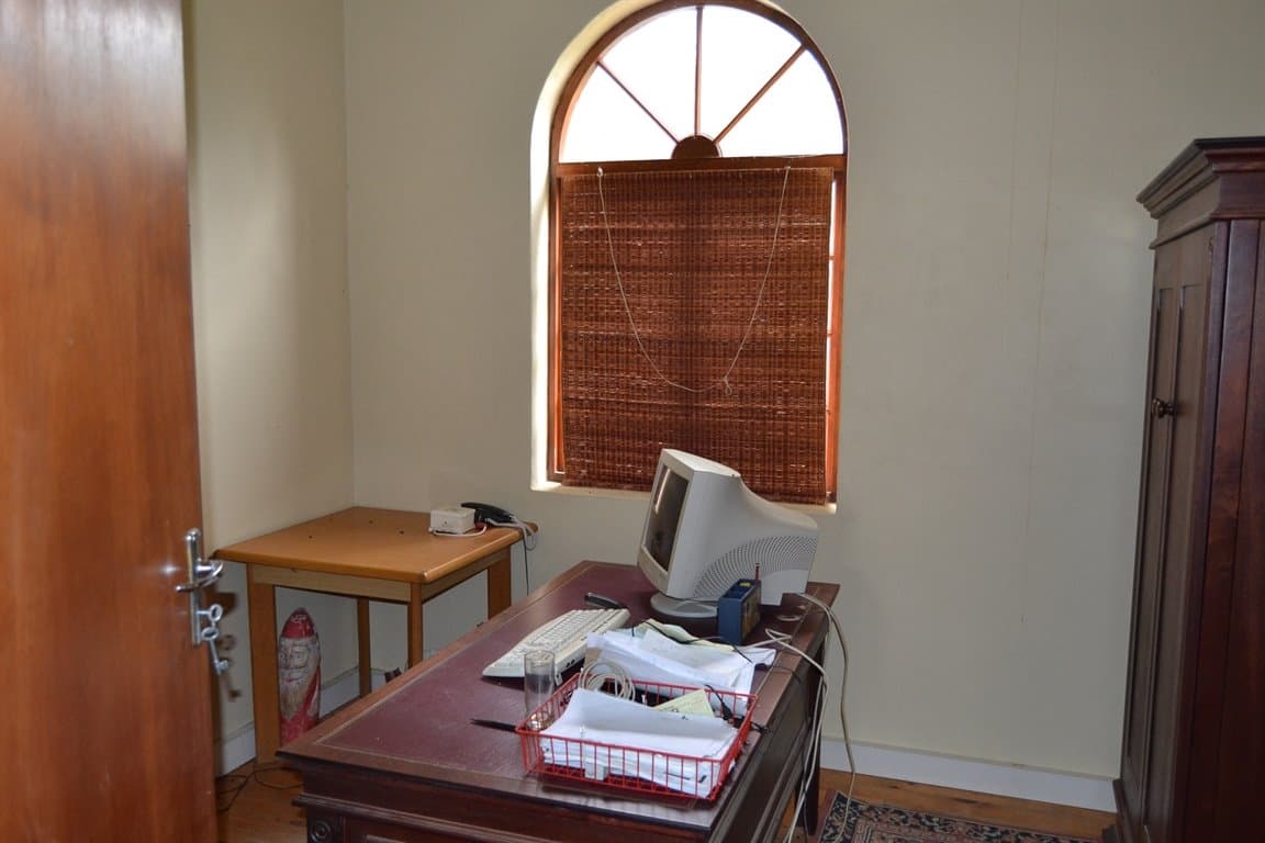 Image 9