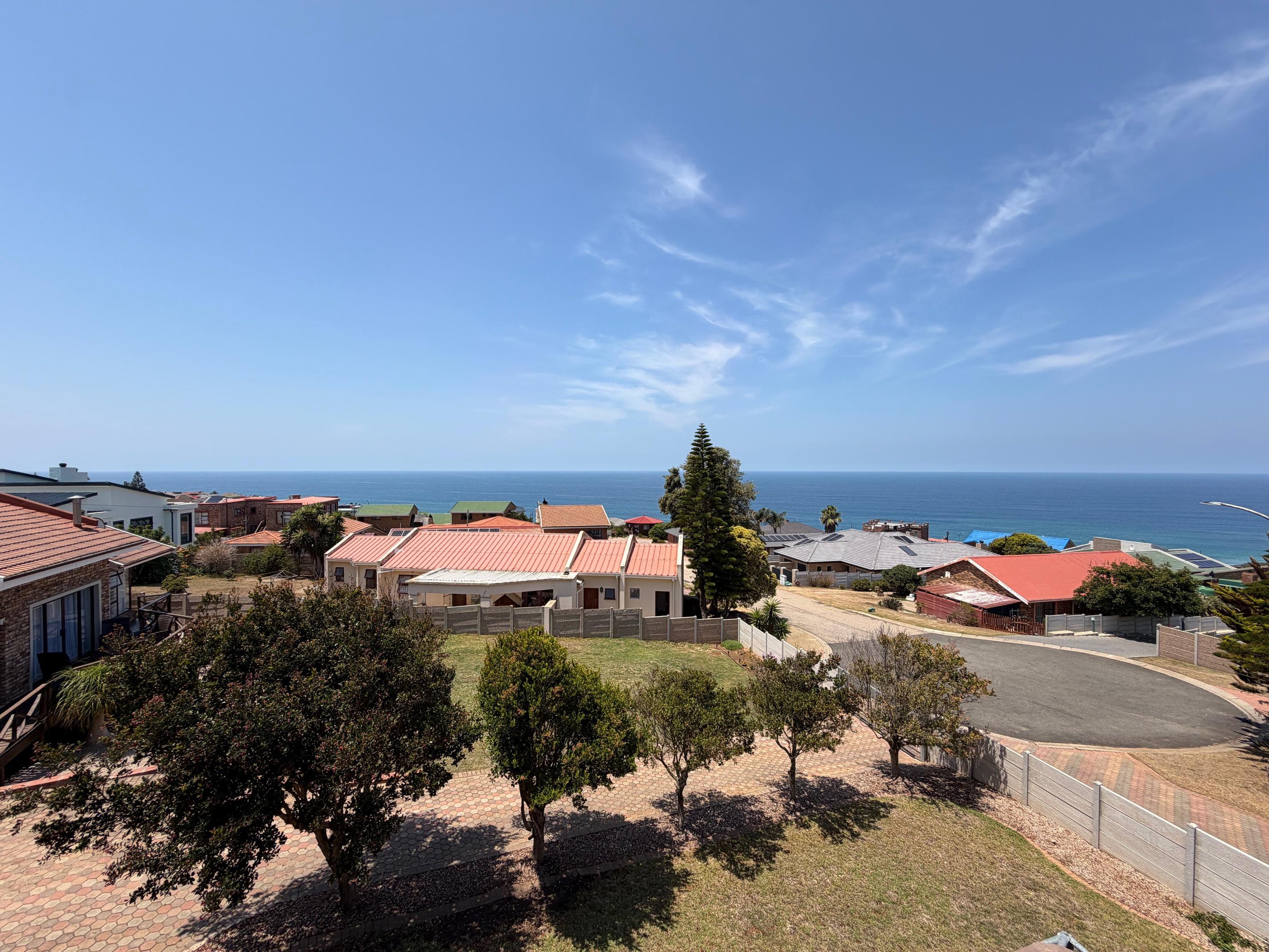Image 4 of 6