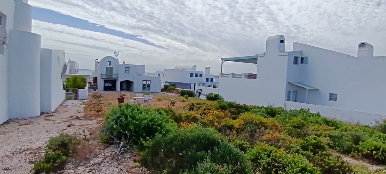 Image 2 of 6