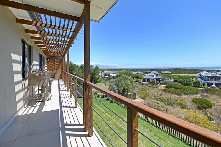 Main property image