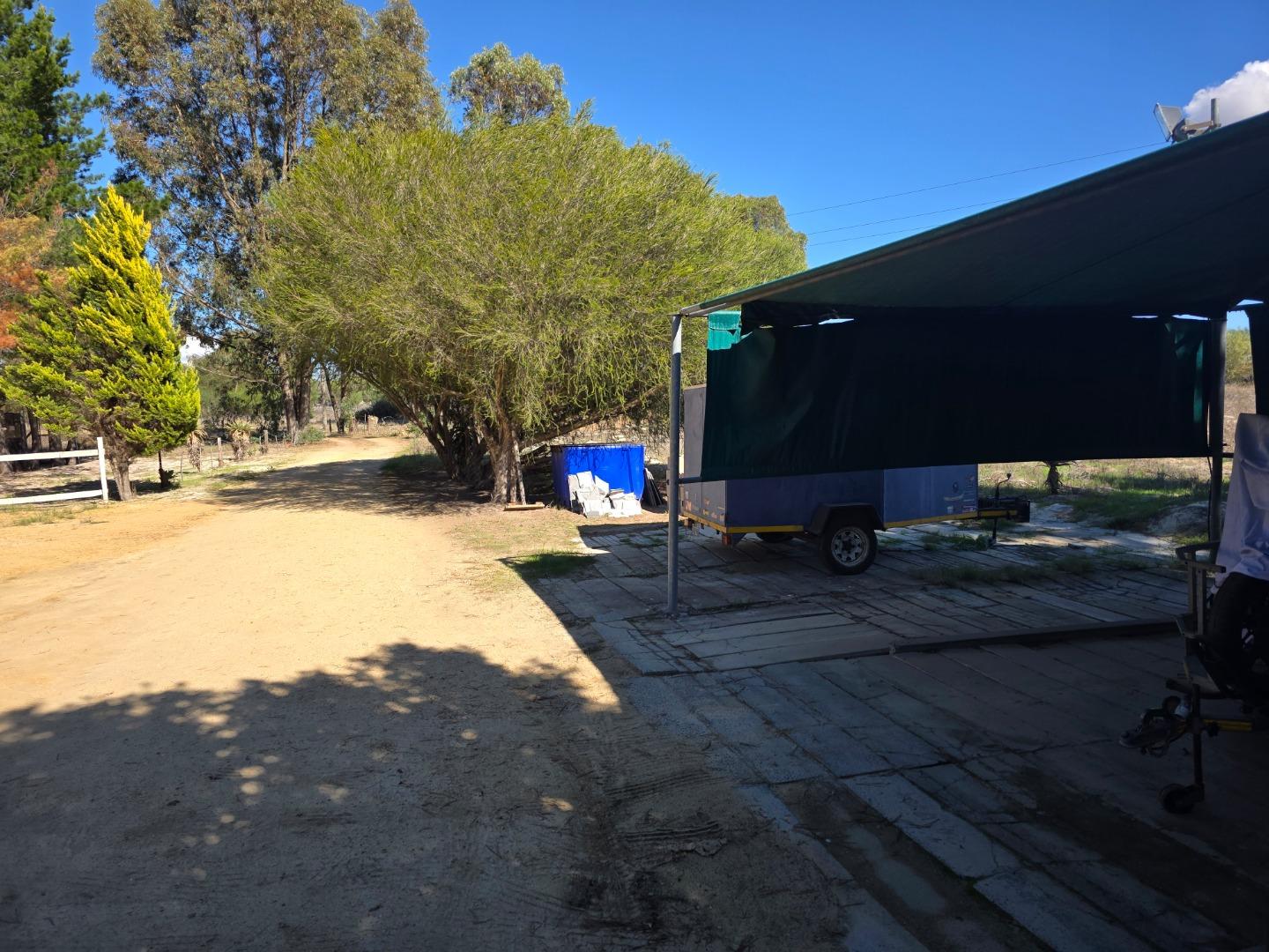 Image 2 of 6