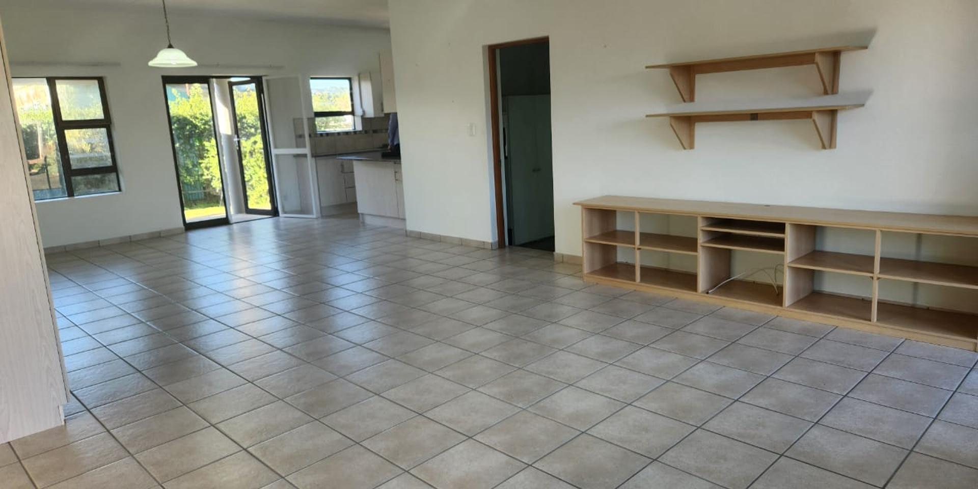 Image 3 of 6